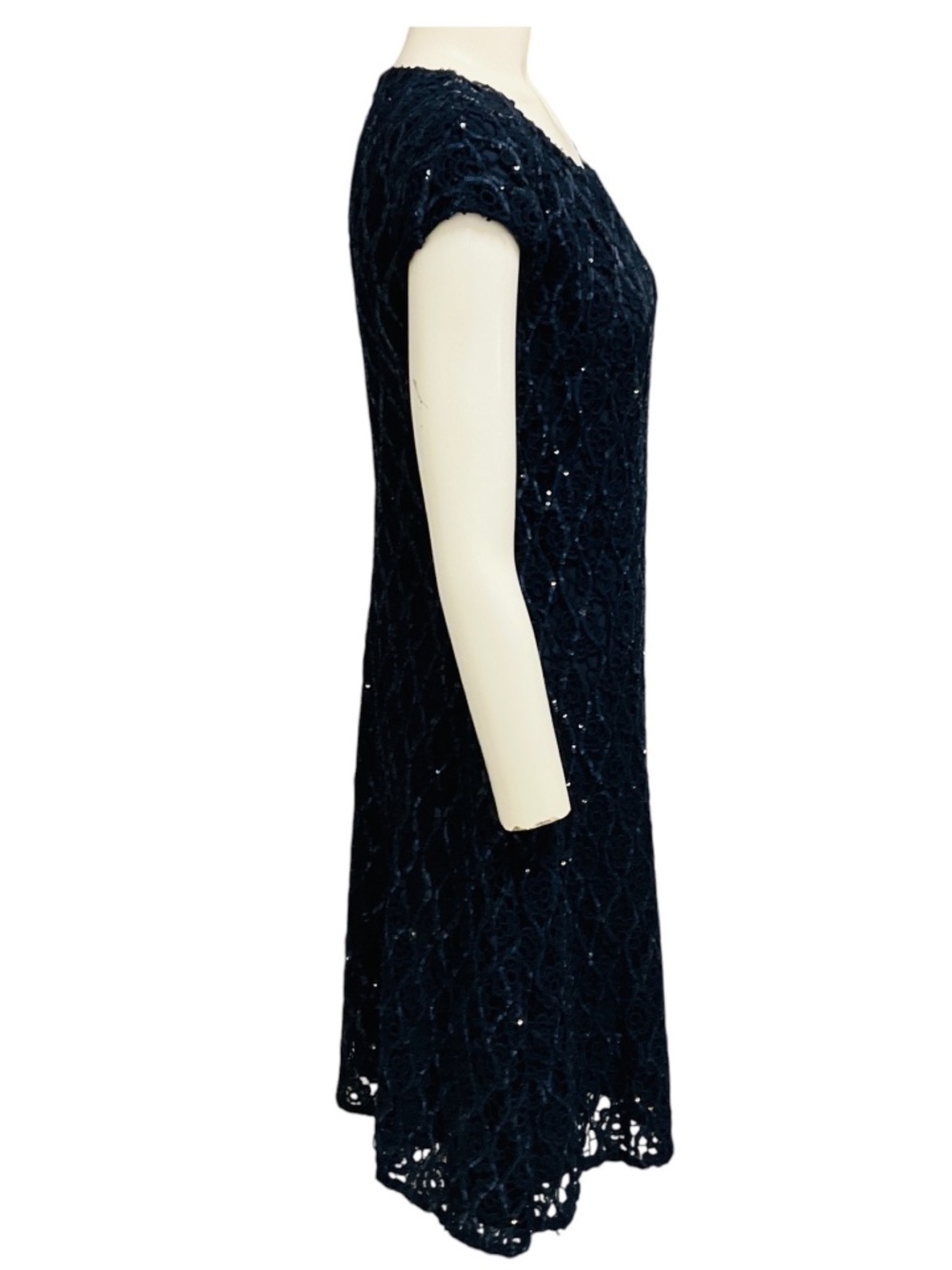 CHRISTIAN DIOR NAVY BLUE SEQUINED SHORT SLEEVED FLORAL LACE COCKTAIL DRESS - Picture 2 of 5